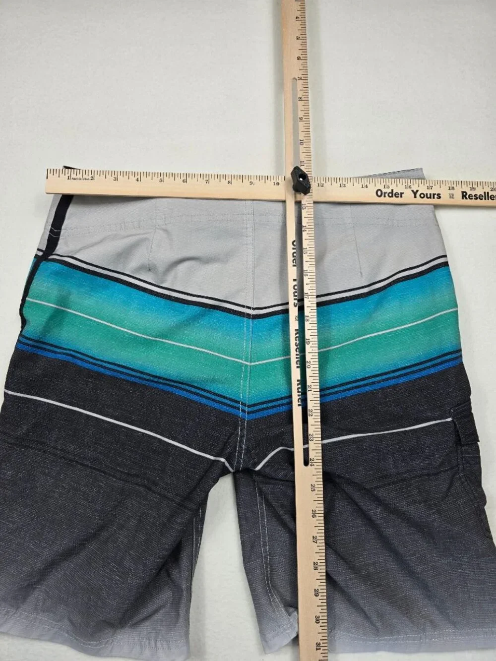 Goodfellow & Co Mens 33 Striped Swim Shorts Trunks Cargo Pocket